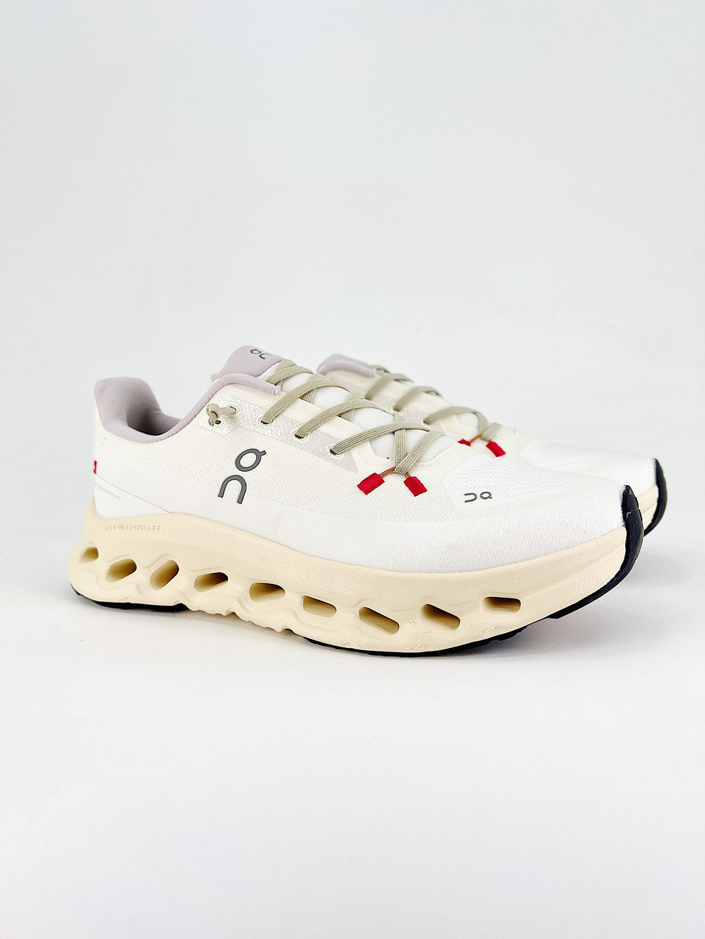 On Cloud Running Cloudtilt Sand Creme
