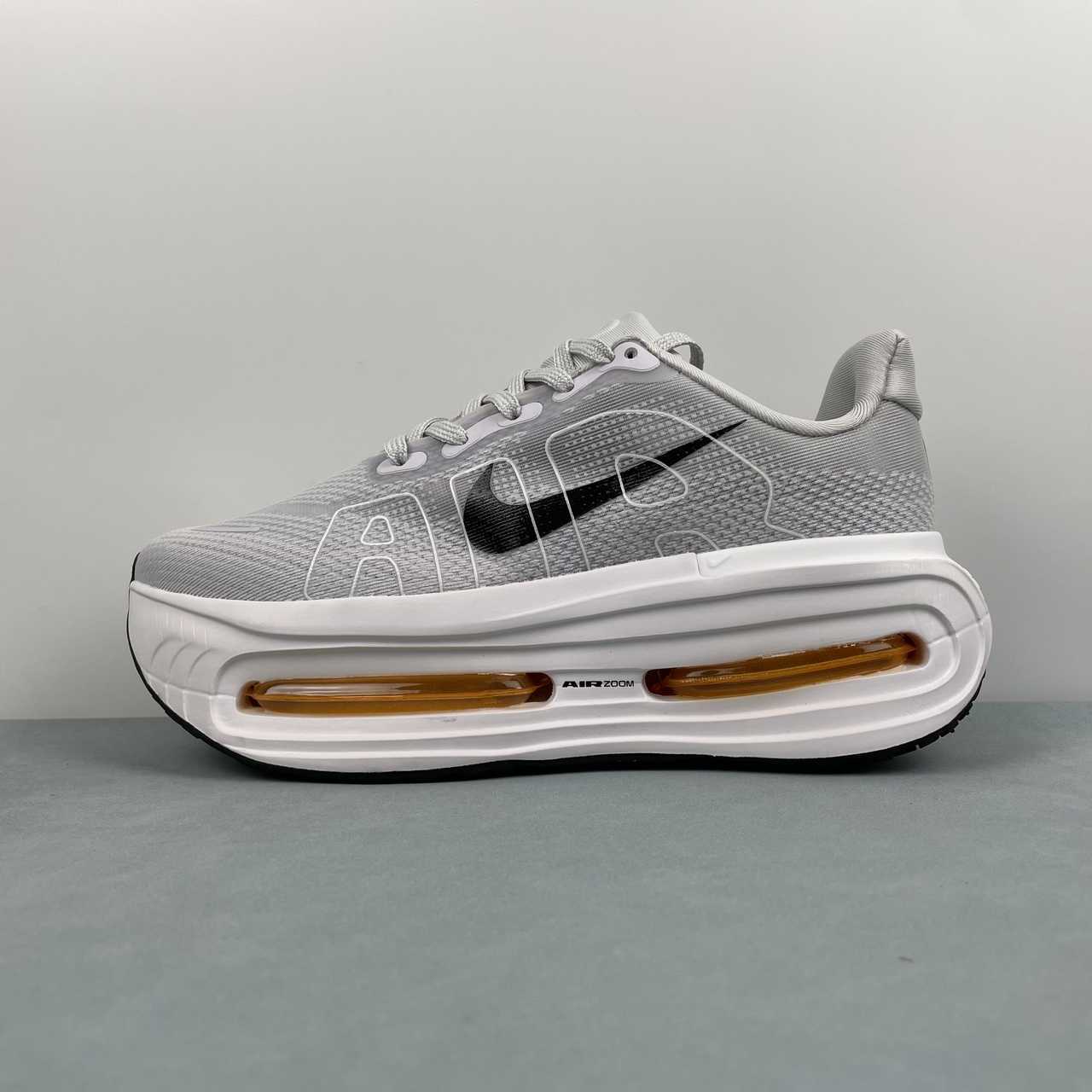 Nike Vomero Premium light grey white - VIBES MILANO