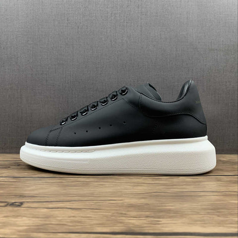 Alexander McQueen sneakers suola oversize Black