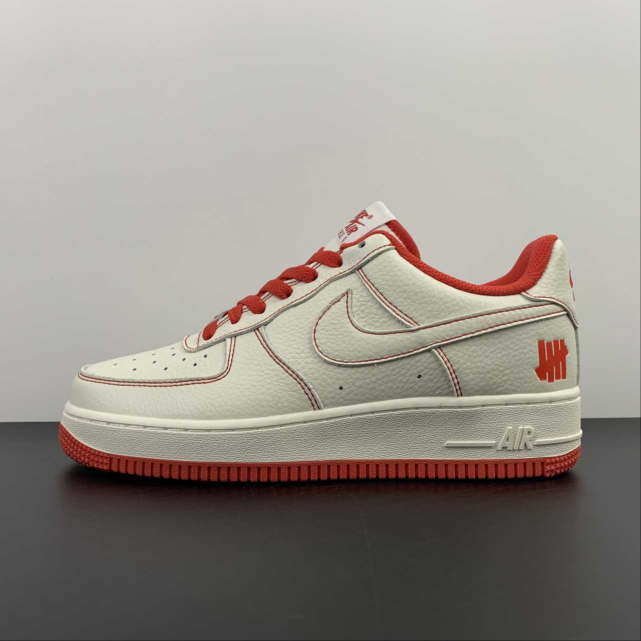 Undefeated x Air Force 1 Low Beige Red White UN1315 801