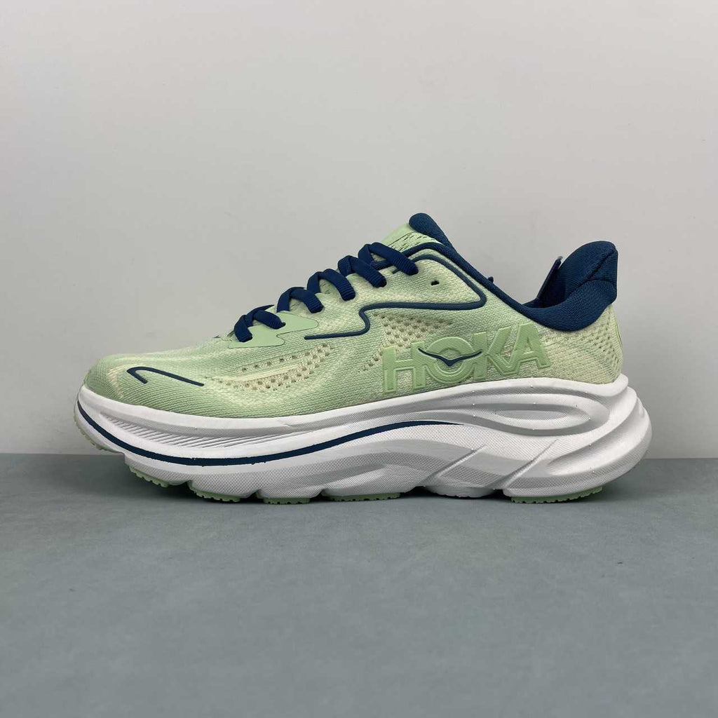 Hoka One Clifton 10 verde chiaro