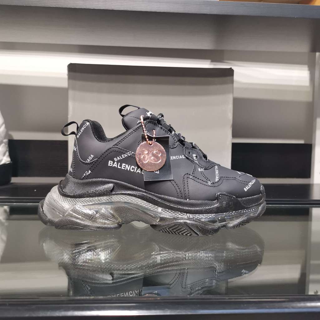 Balenciaga Sneakers Triple S nero fondo trasparente
