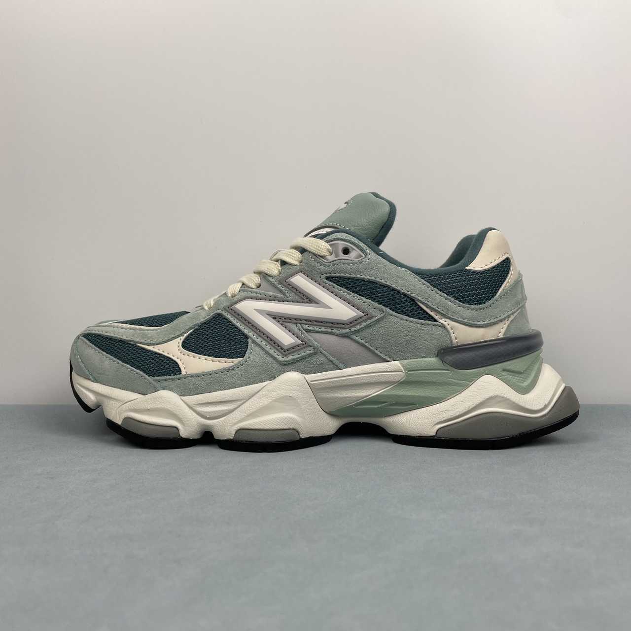 New Balance NB 9060 Green Cream