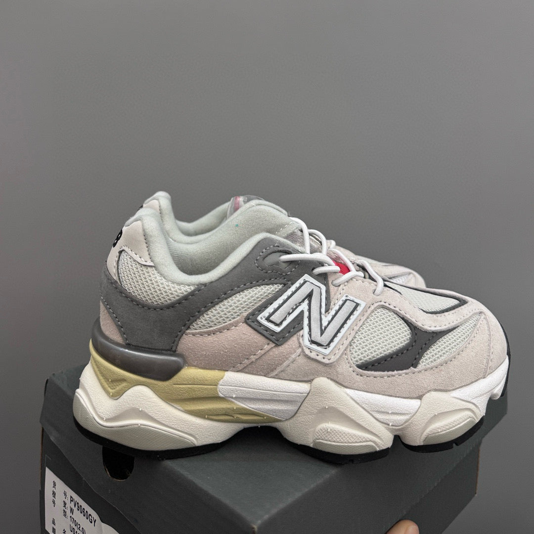 New Balance NB 9060 junior beige verde scuro