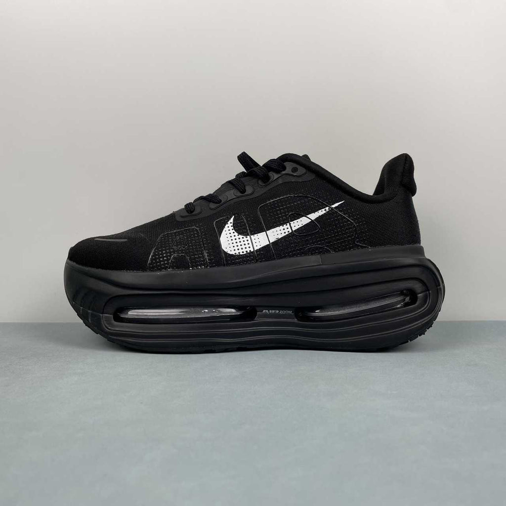 Nike Vomero Premium all black - VIBES MILANO