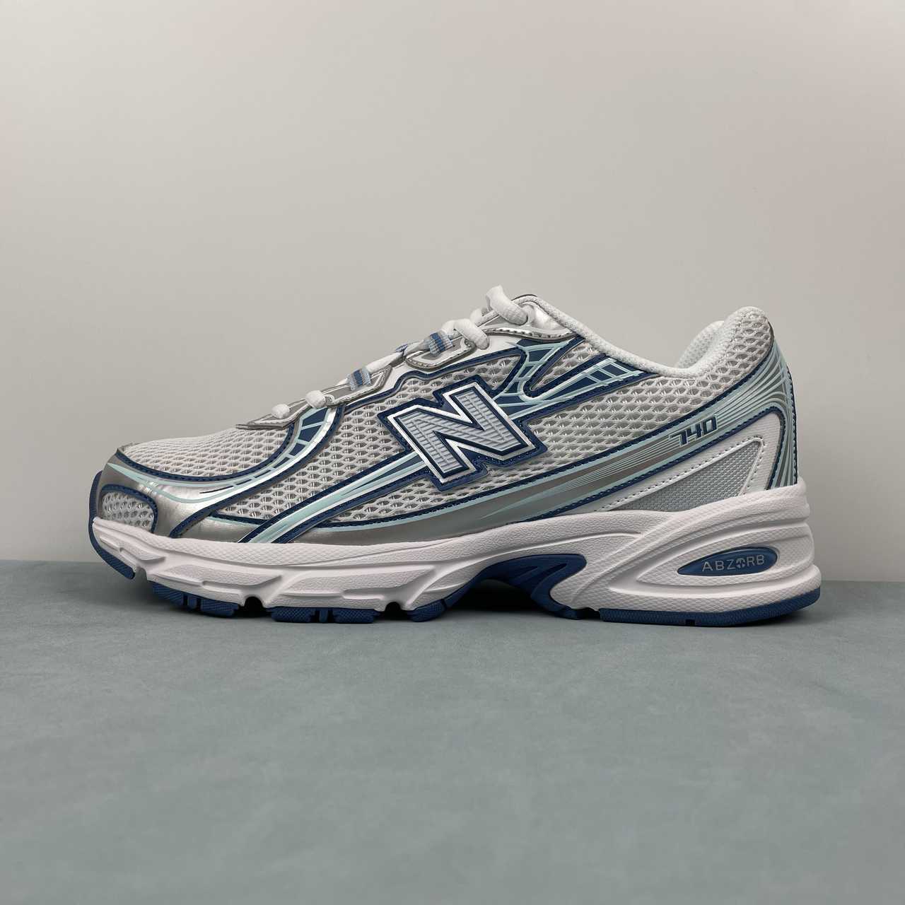 New Balance NB 740 Ice Blue