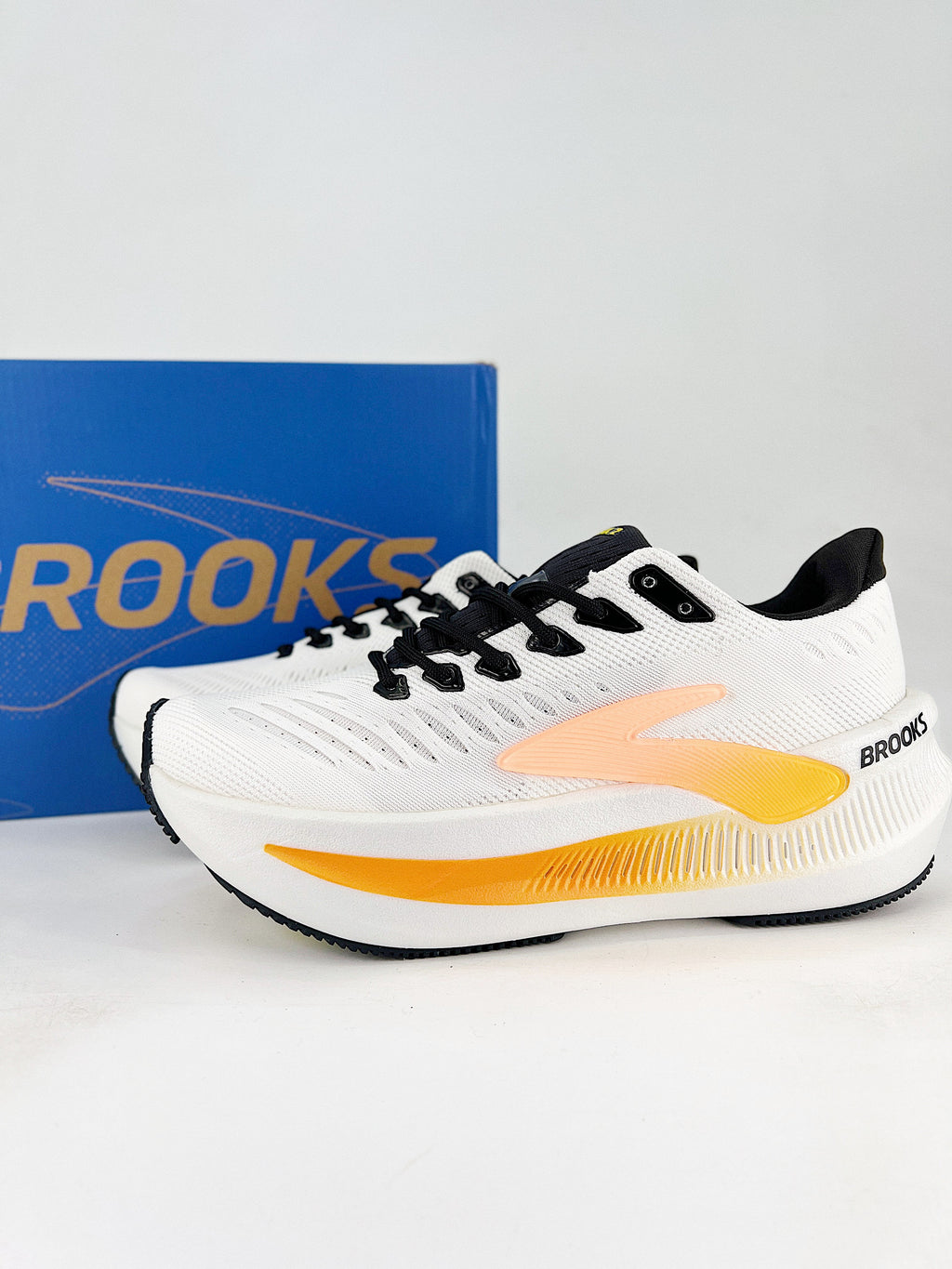 Brooks Glycerin Max 2 White Orange Black