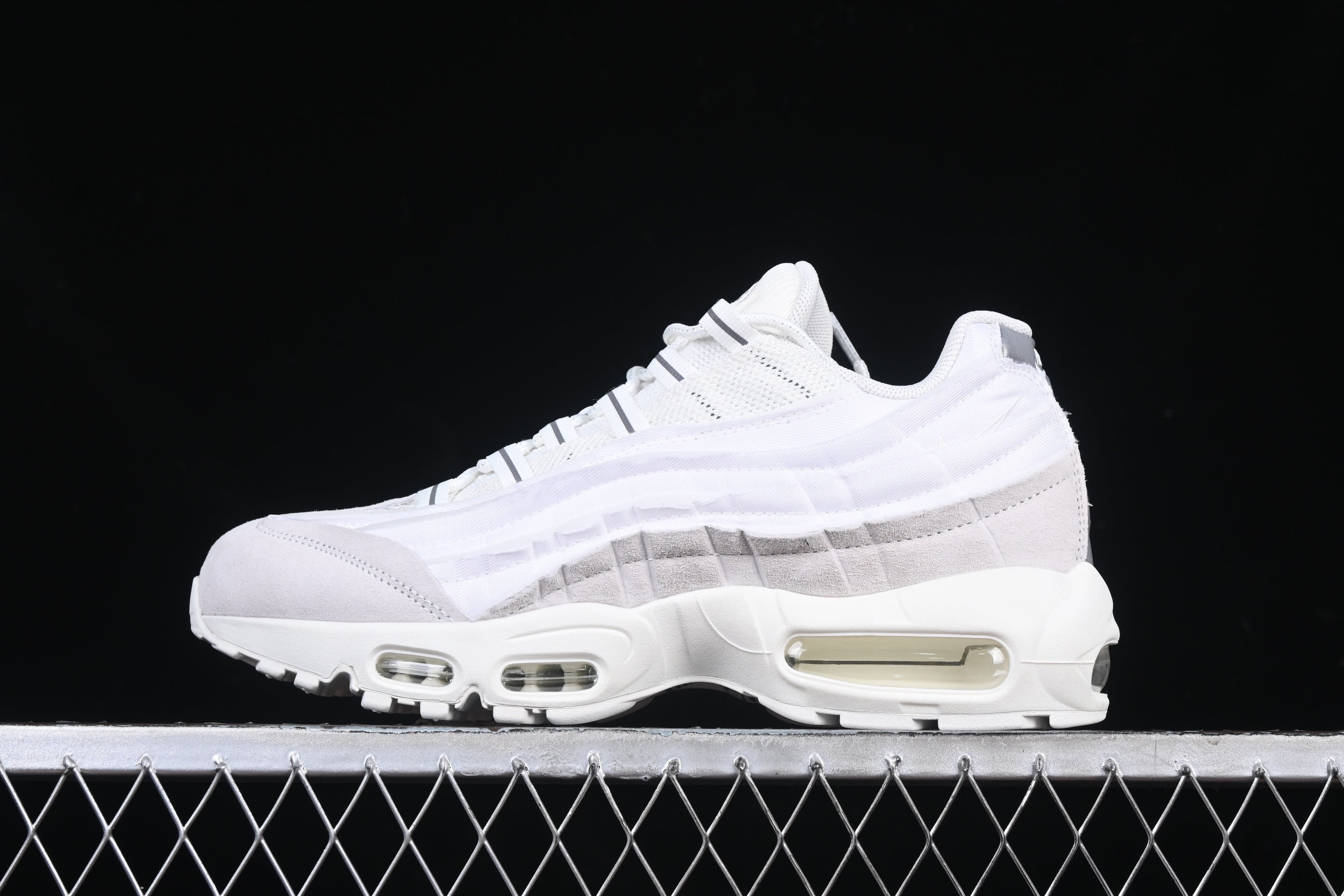 Nike Air Max 95 CDG x Comme des Garçons white