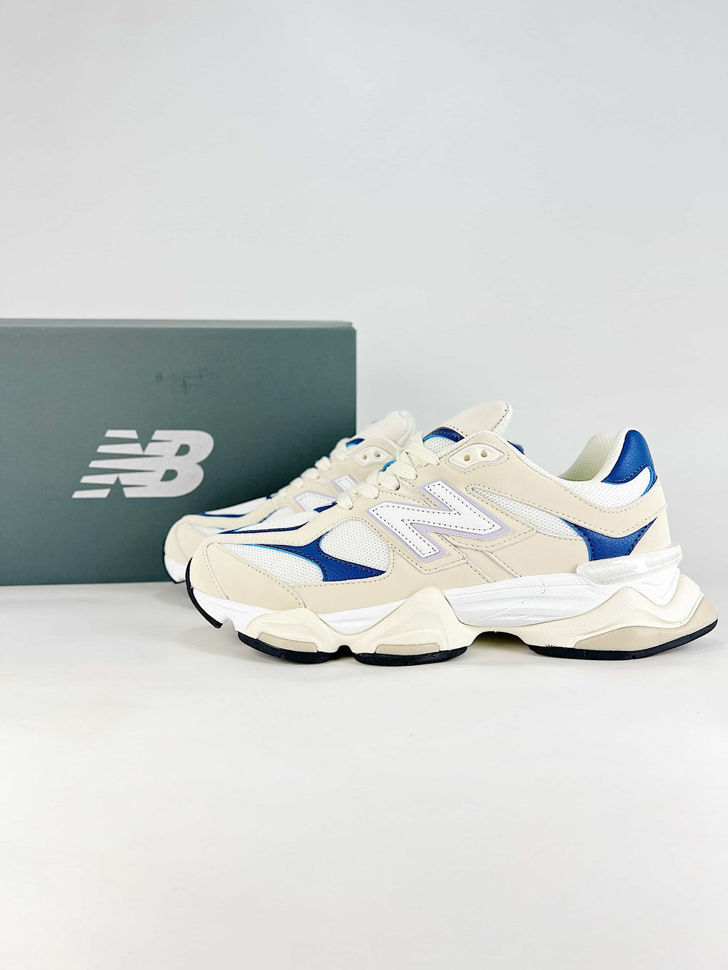 New Balance NB 9060 Sea Salt Magic Blue