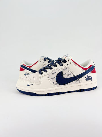 Nike New Dunk SB Low mod. Stussy blu