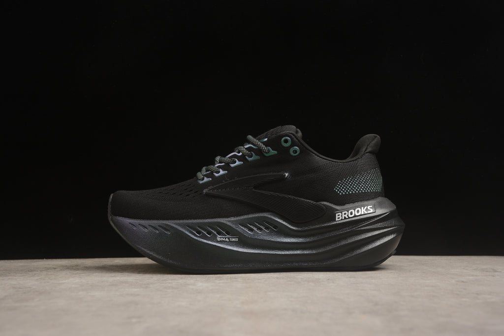 Brooks Glycerin Max nero totale