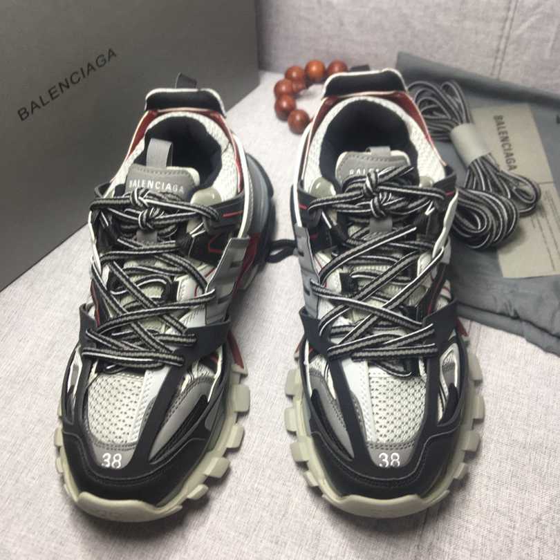 Balenciaga Sneakers Track 3.0 nero/rosso