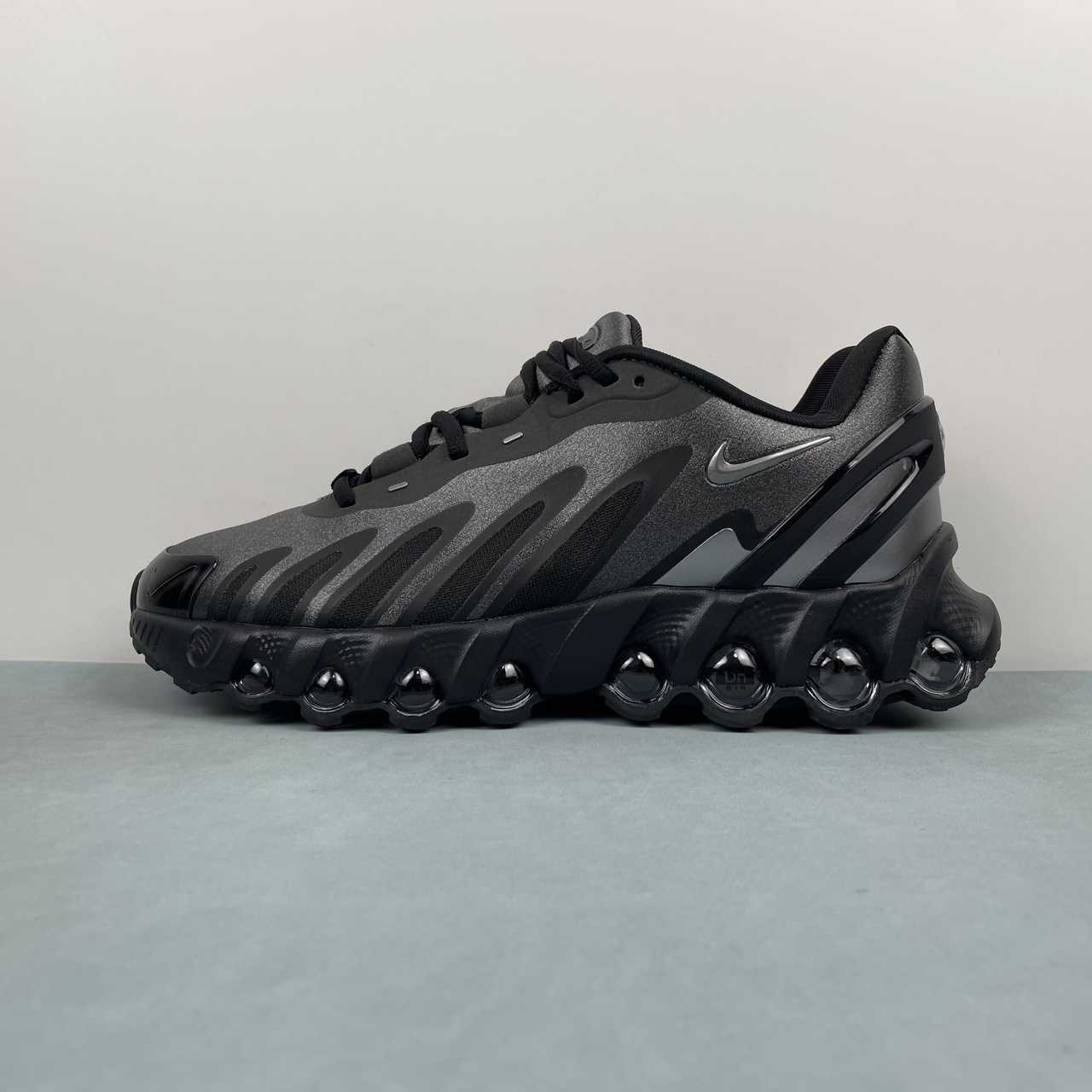 Nike Air Max Dn8 Black Metallic Dark Grey