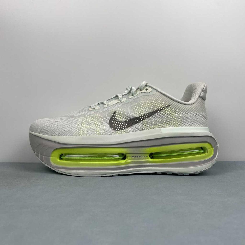 Nike Vomero Premium moon - VIBES MILANO