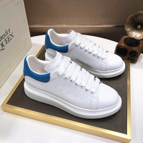 Alexander McQueen sneakers suola oversize bianco azzurro