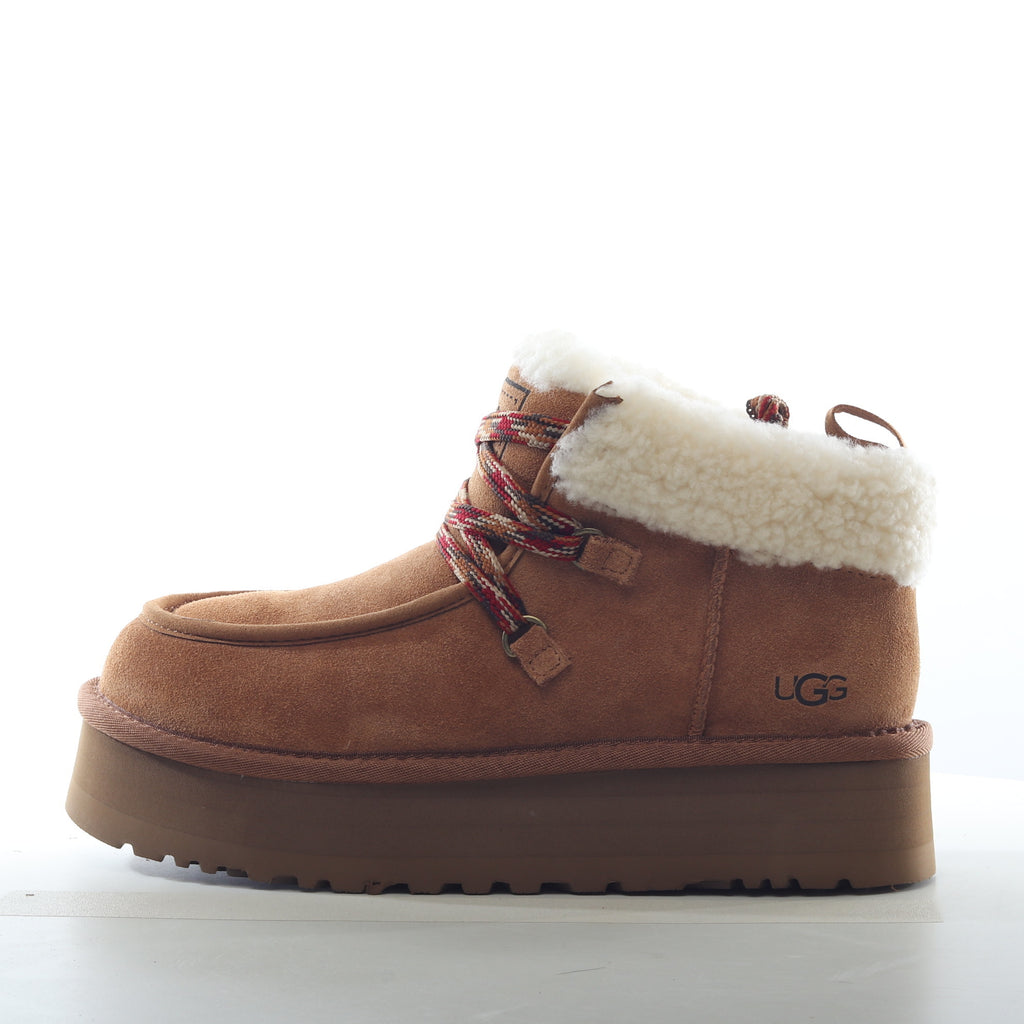 Ugg Funkarra Cabin Cuff marrone