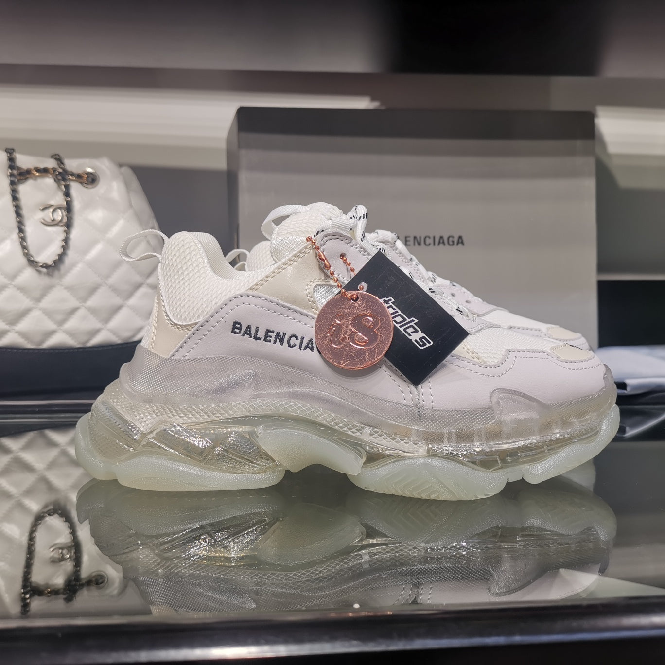 Balenciaga Sneakers Triple S bianco fondo trasparente