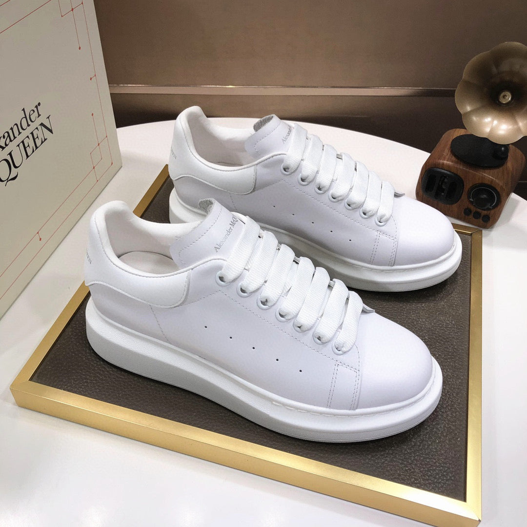 Alexander McQueen sneakers suola oversize total white