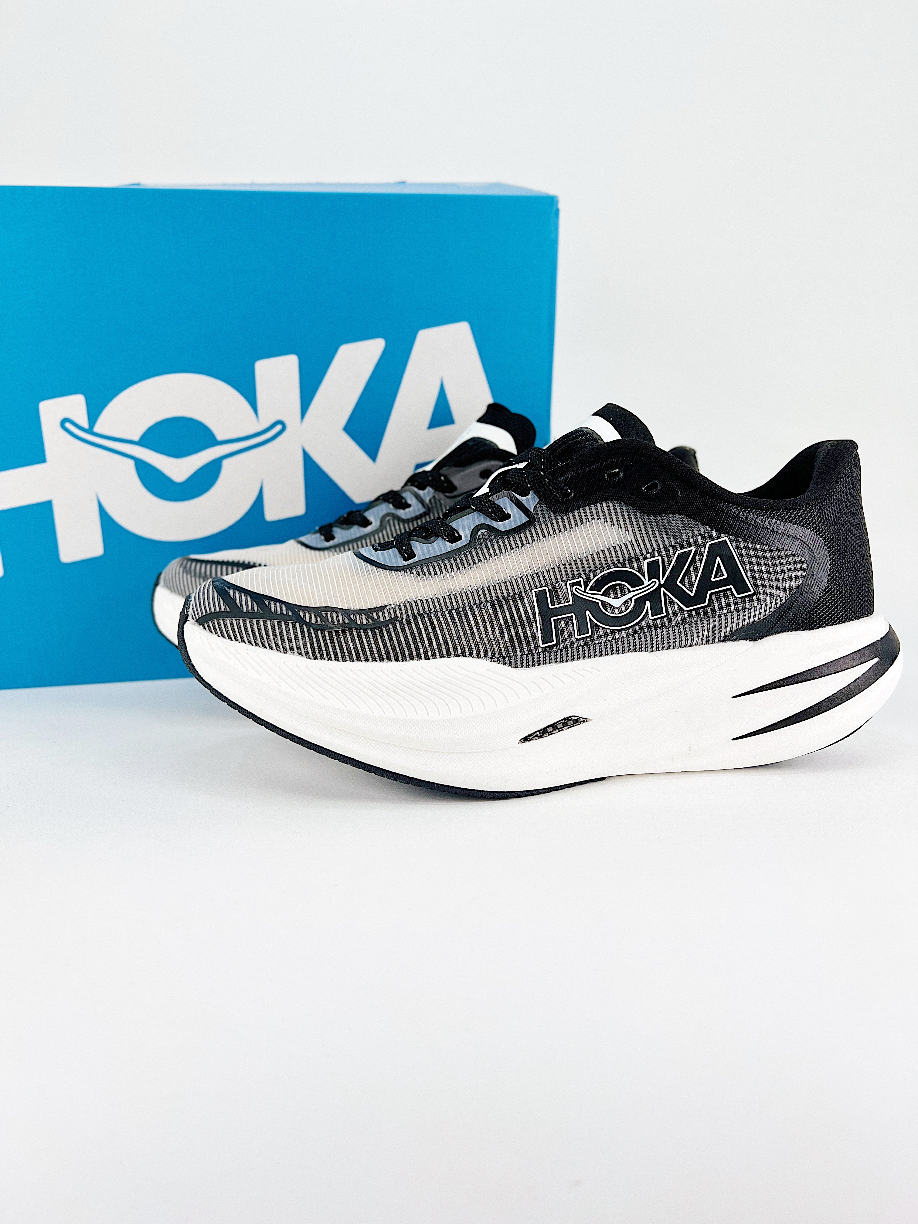 Hoka One Cielo X1 nero bianco