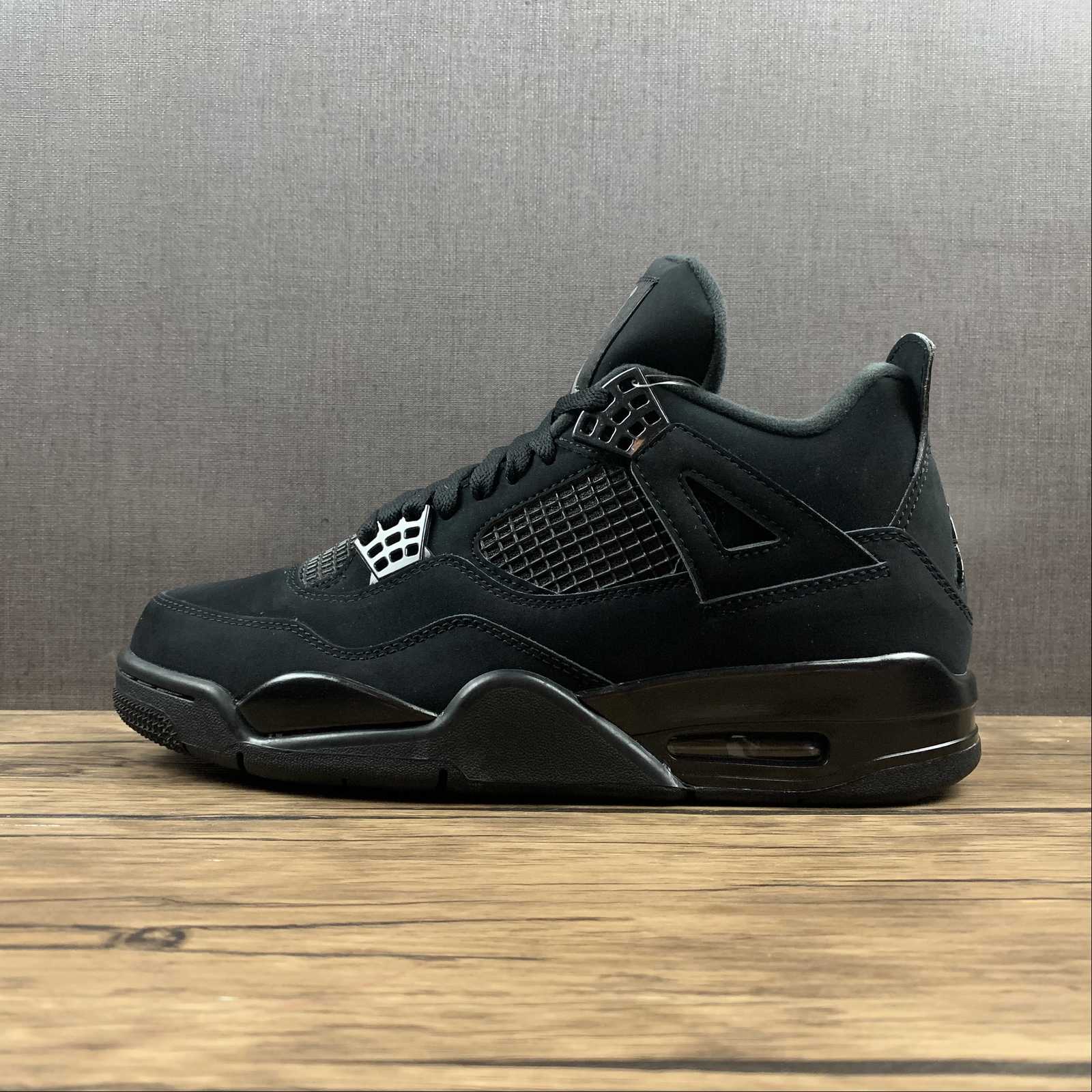 Nike Air Jordan 4 Retro Black Cat 2020