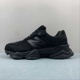 New Balance NB 9060 Triple Black scamosciato