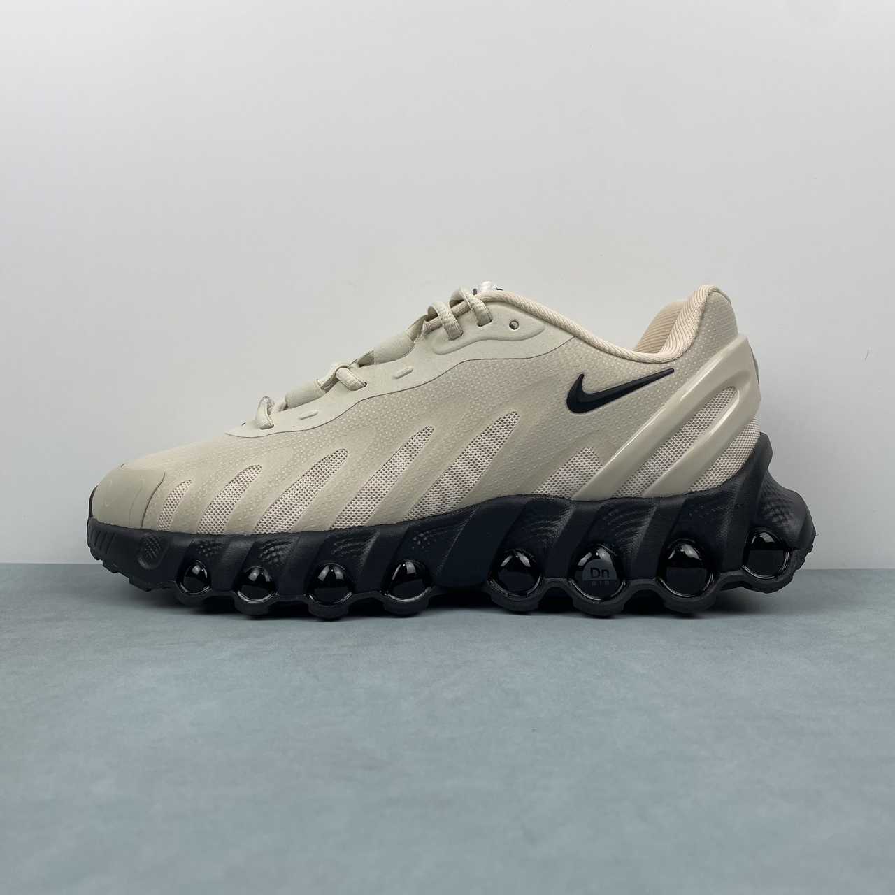 Nike Air Max Dn8 Fossil Black