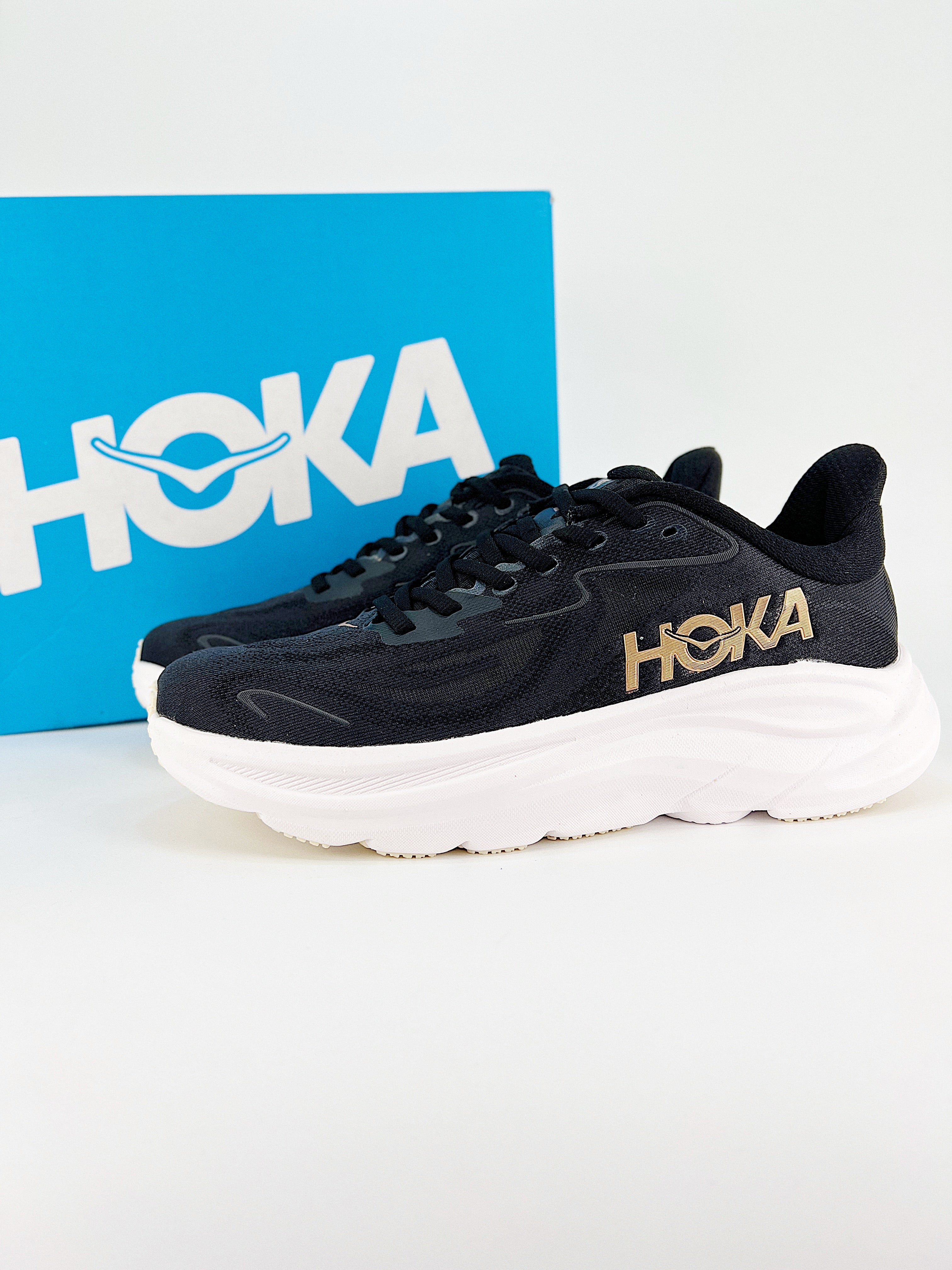 Hoka One Clifton 10 nero bianco