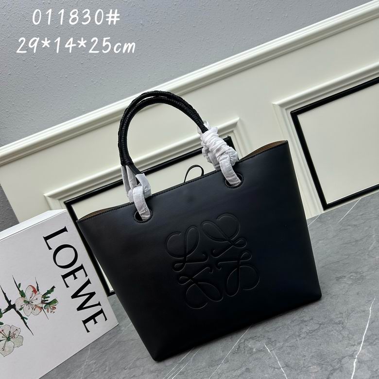 Loewe Anagram Tote Bag nero