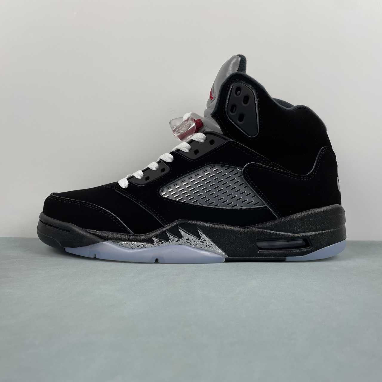 Nike Air Jordan 5 Retro Black Metallic Reimagined - VIBES MILANO