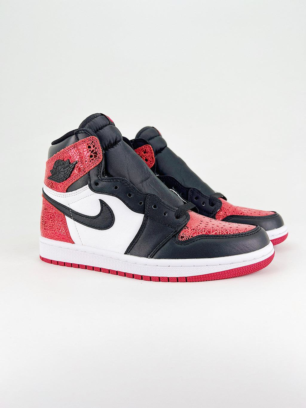 Nike Air Jordan 1 Retro High OG Ruby