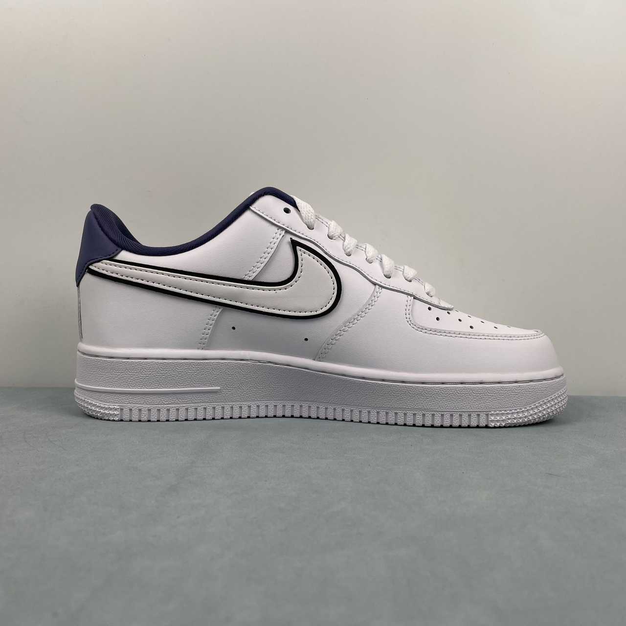 Nike Air Force 1 Low '07 Essential White Midnight Navy