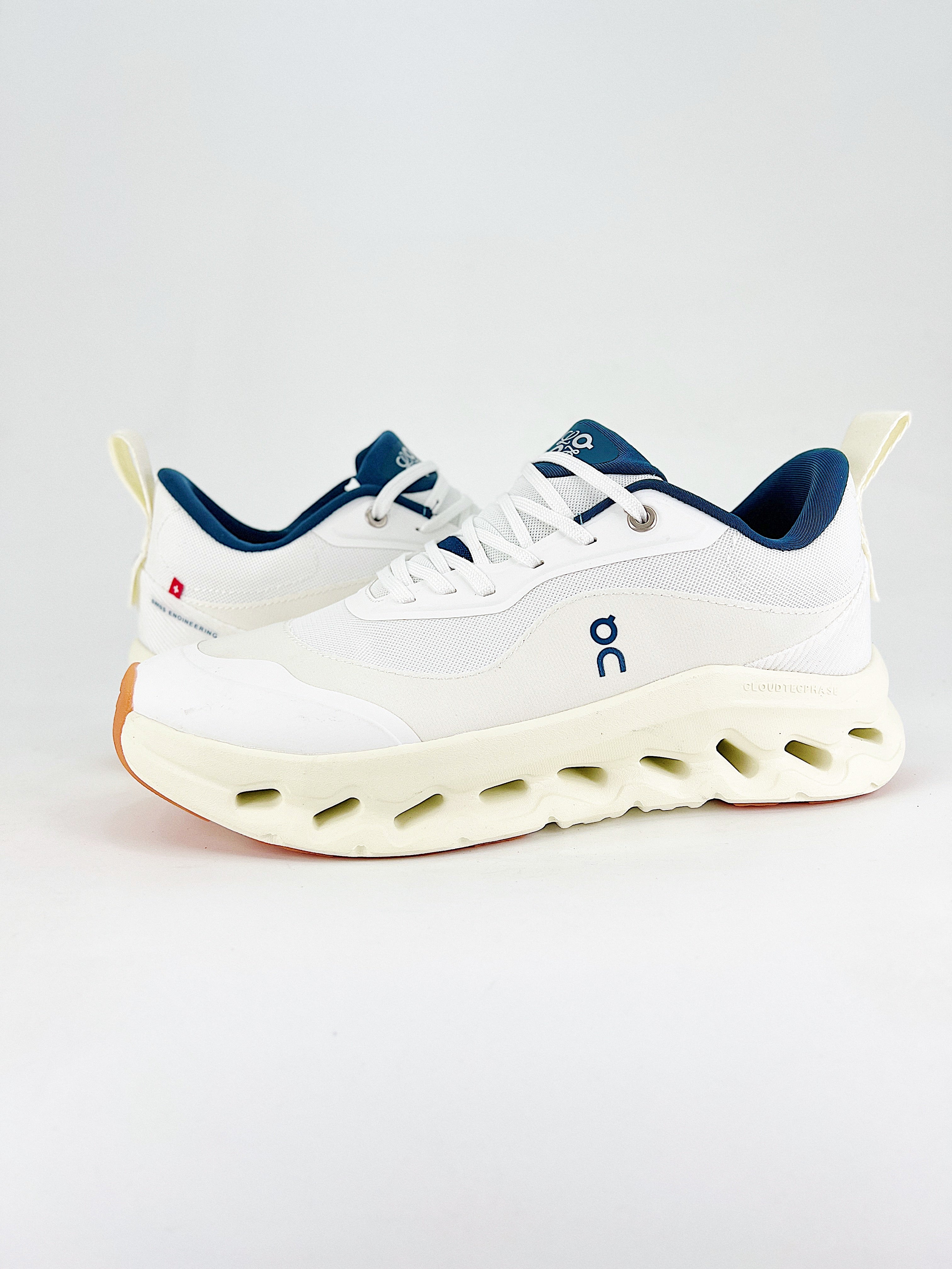 LOEWE × On Cloudtilt 2.0 "White/Navy"