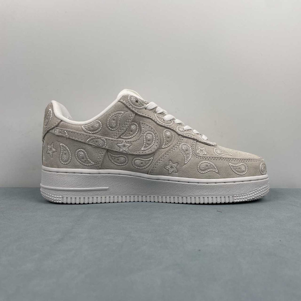 Nike Air Force 1 '07 LV8 "Paisley"