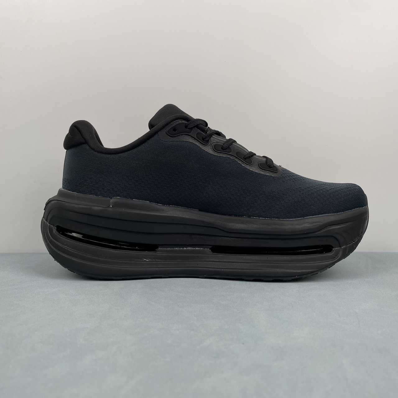 Nike Vomero Premium black noir - VIBES MILANO