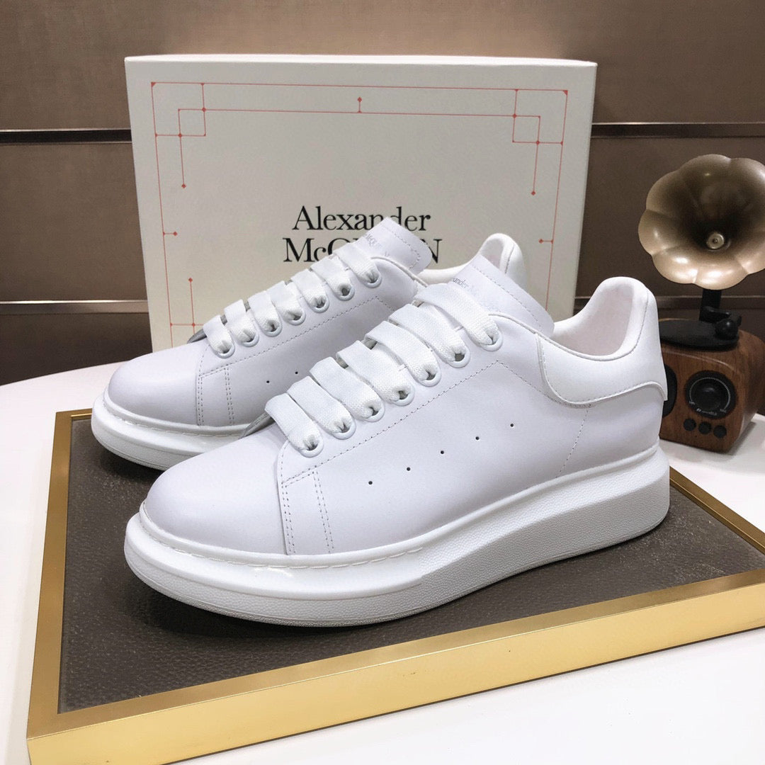 Alexander McQueen sneakers suola oversize total white