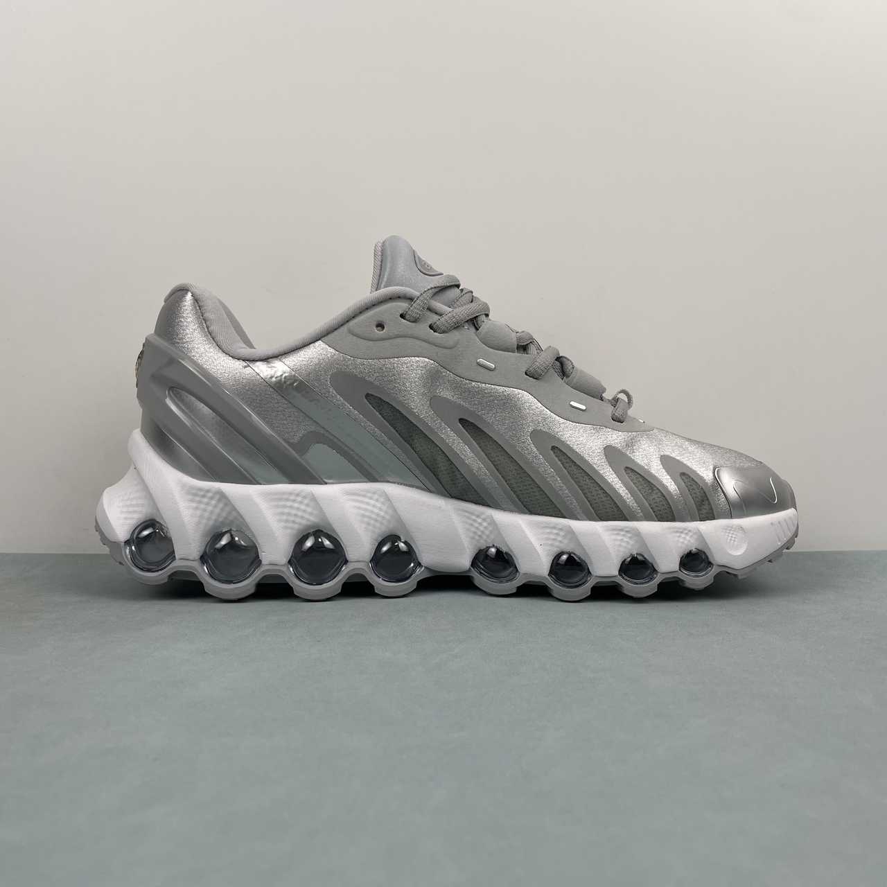 Nike Air Max Dn8 Grey Metallic Silver