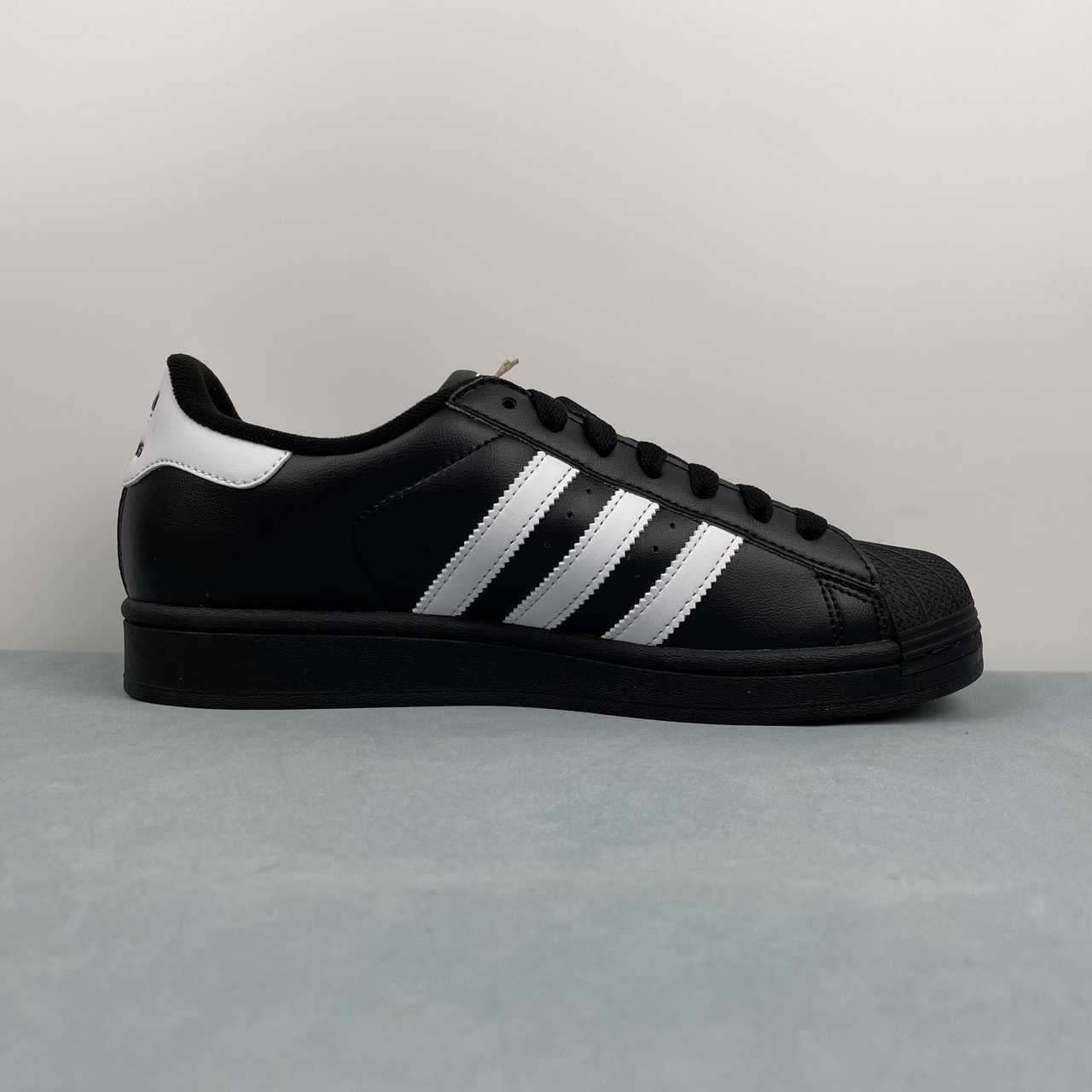 Adidas Originals Superstar XLG nero