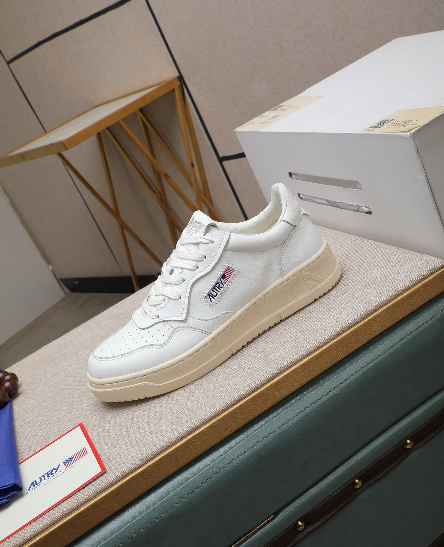 Autry Medalist Low sneakers bianca - VIBES MILANO
