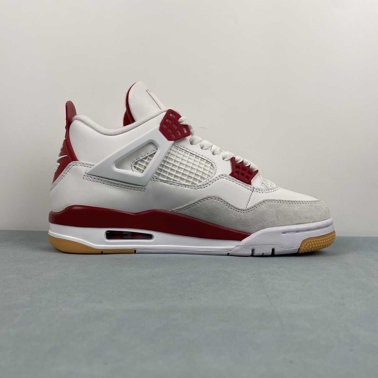 Nike Air Jordan 4 Retro Varsity Red