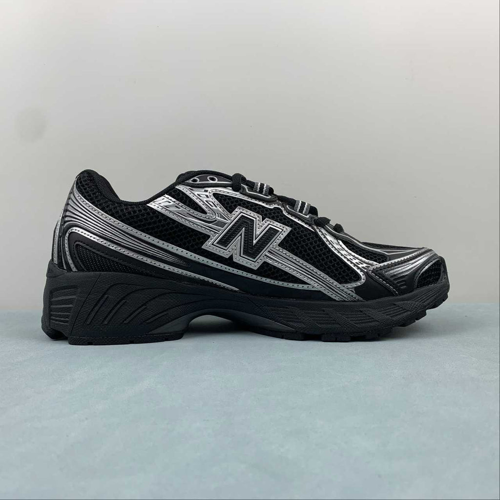 New Balance NB 740 Black Silver