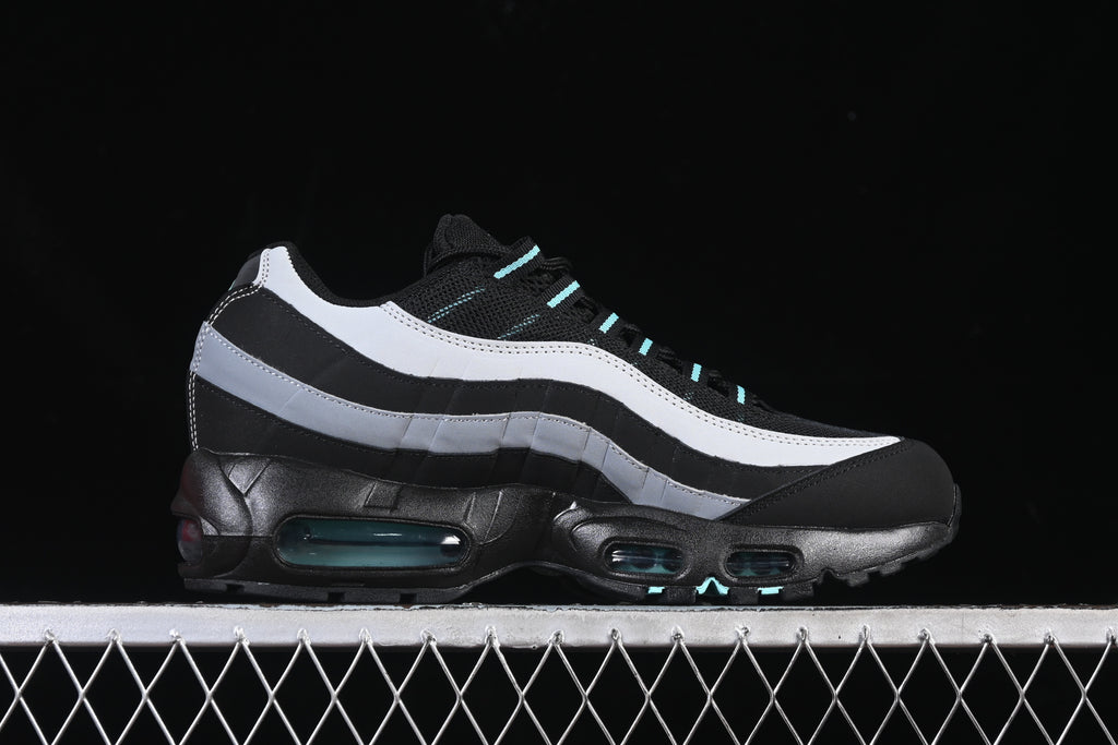 Nike Air Max 95 black aurora green
