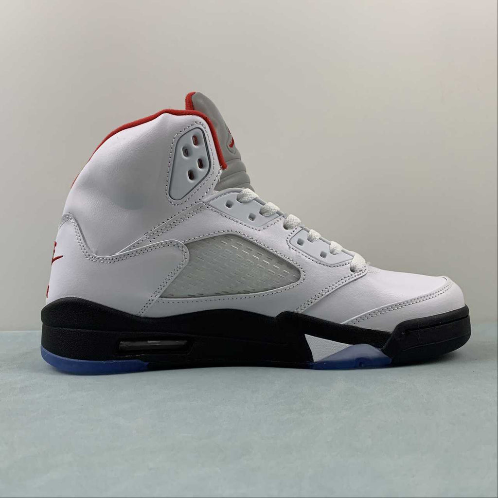 Nike Air Jordan 5 Retro Fire Red Silver Tongue - VIBES MILANO