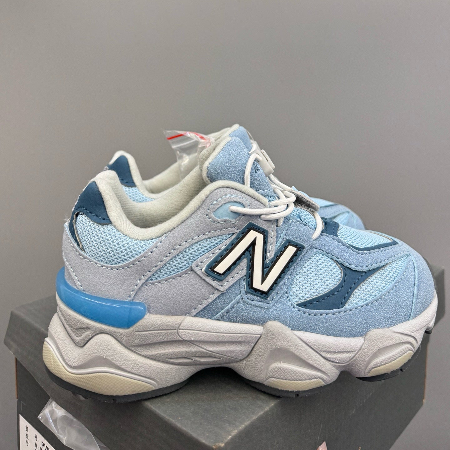 New Balance NB 9060 junior cromo blue