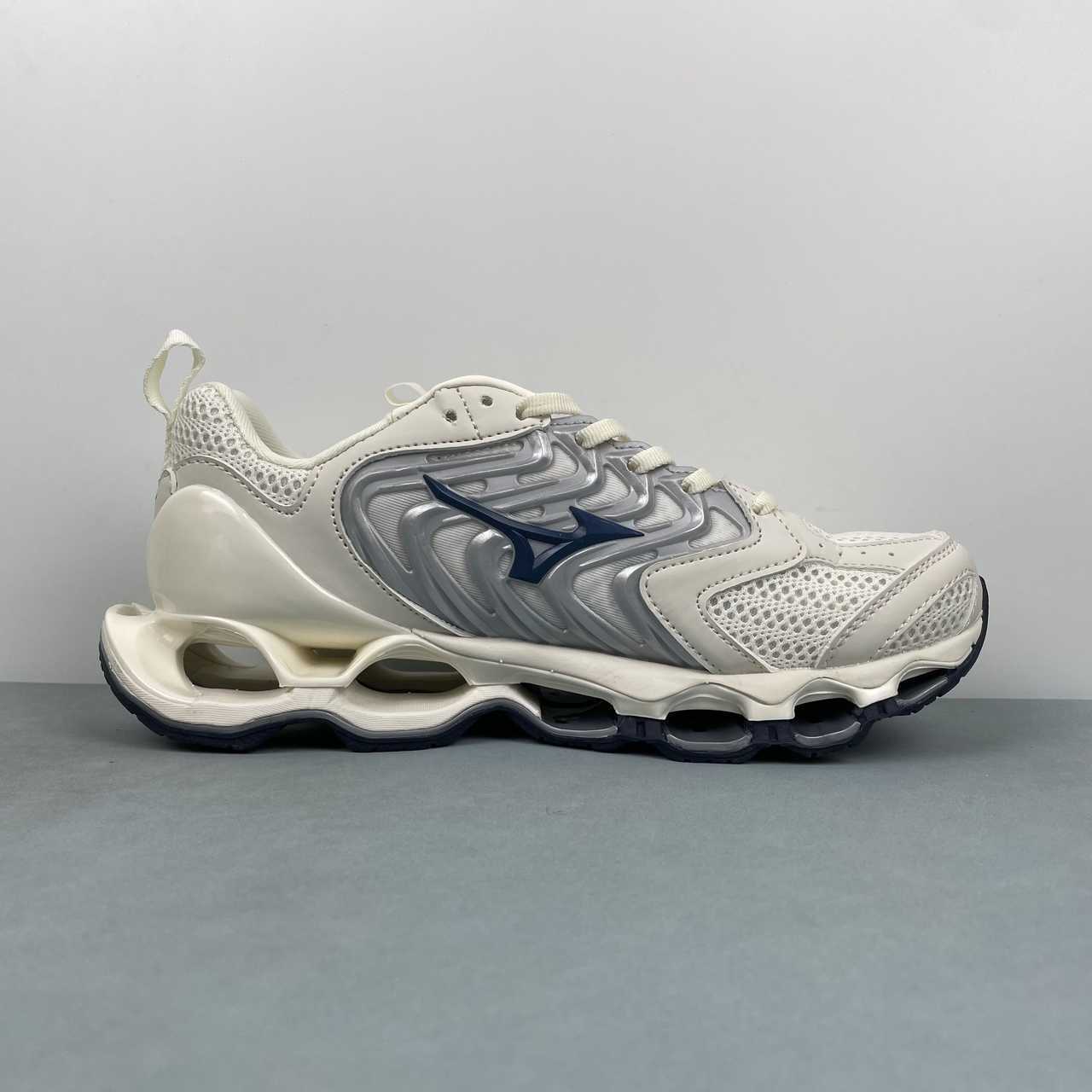 Mizuno Wave Prophecy sneakers bianco