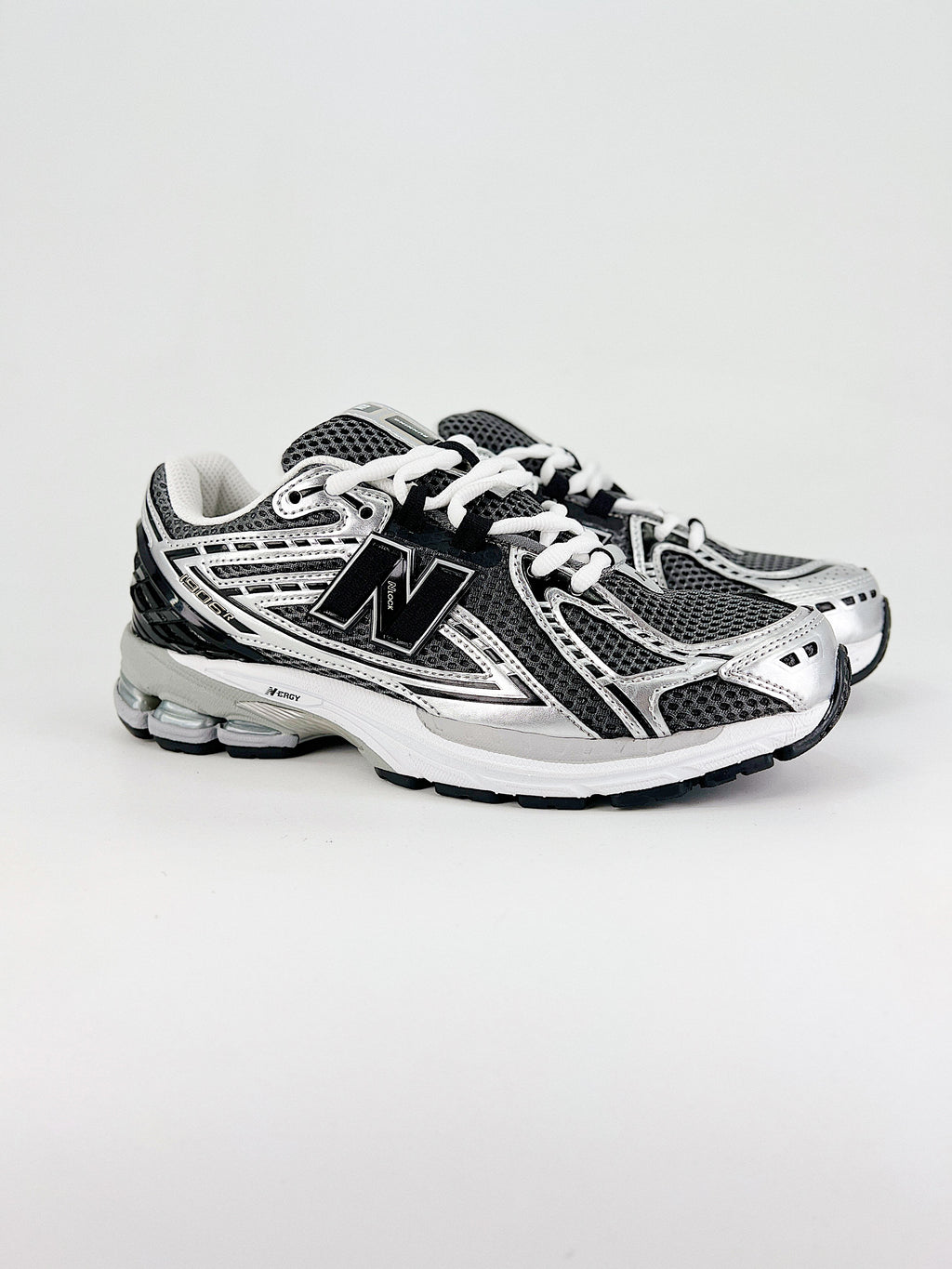 New Balance NB M1906R Silver Metallic Black