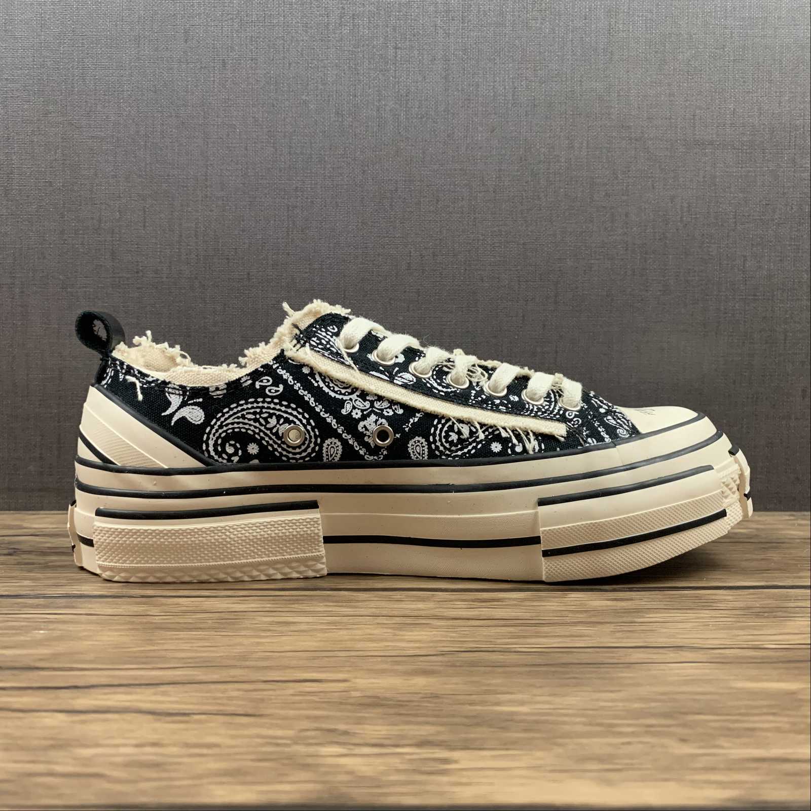 VESSEL G.O.P. Lows nero bianco