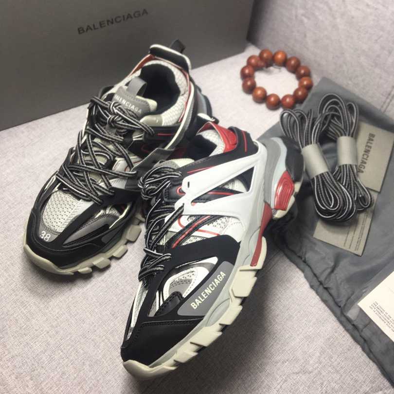 Balenciaga Sneakers Track 3.0 nero/rosso