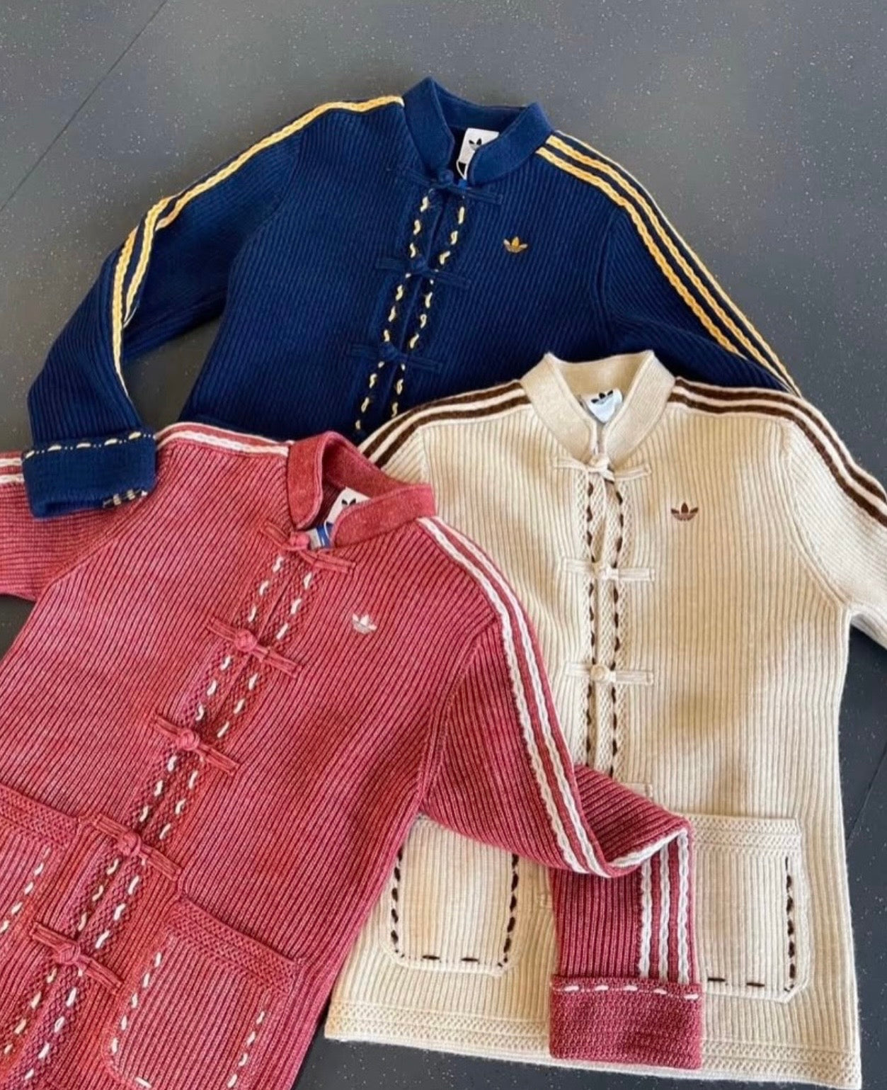 Adidas Originals Chinese New Year Knit Jacket salmone