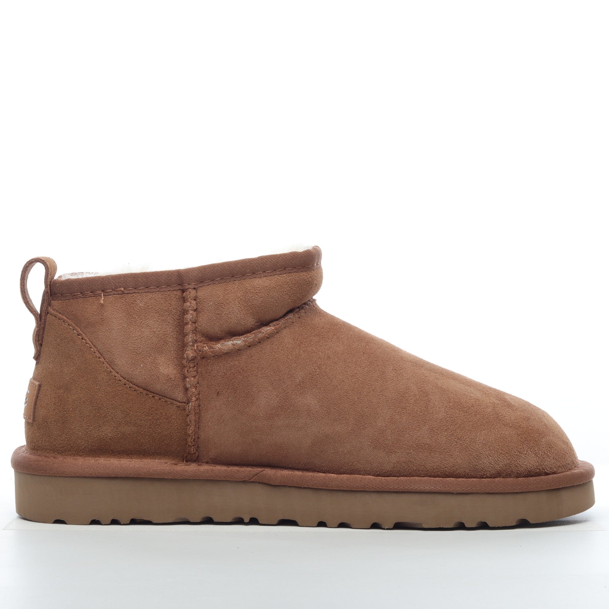 UGG Classic Ultra Mini castano