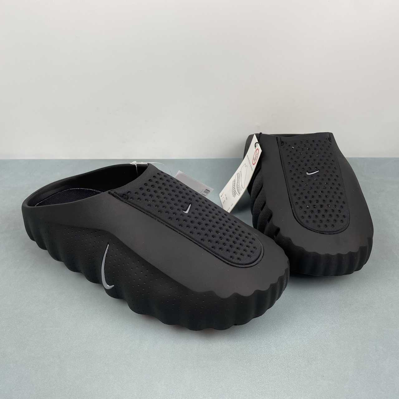 Nike Mind 001 LT Black. Scarpe recovery e relax